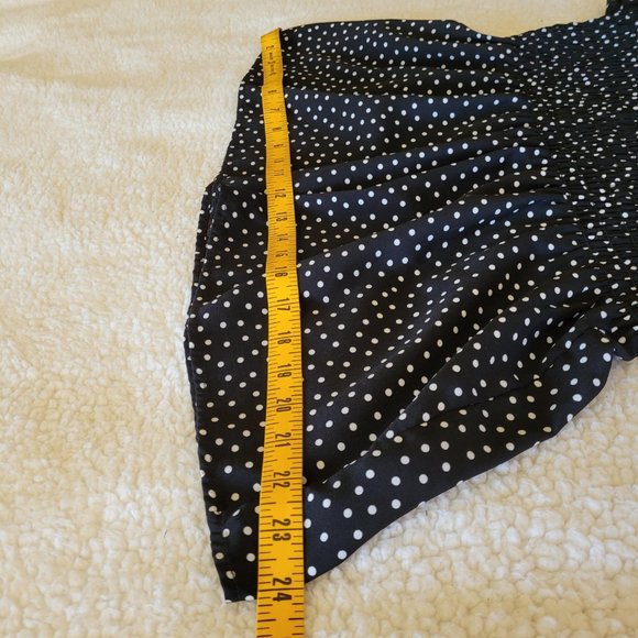 URBAN Romantics Black White Polka Dot Top M - Picture 8 of 8